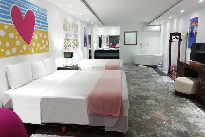 Room 35 of 60