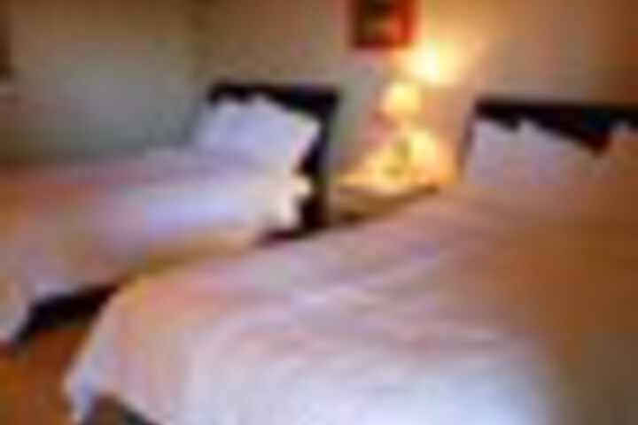 Room 14 of 141