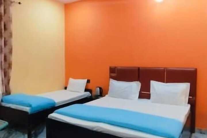 Room 10 of 22