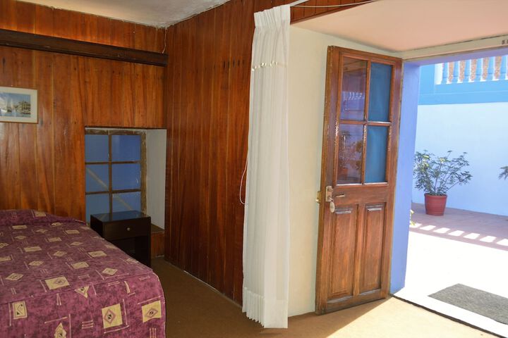Room 16 of 86