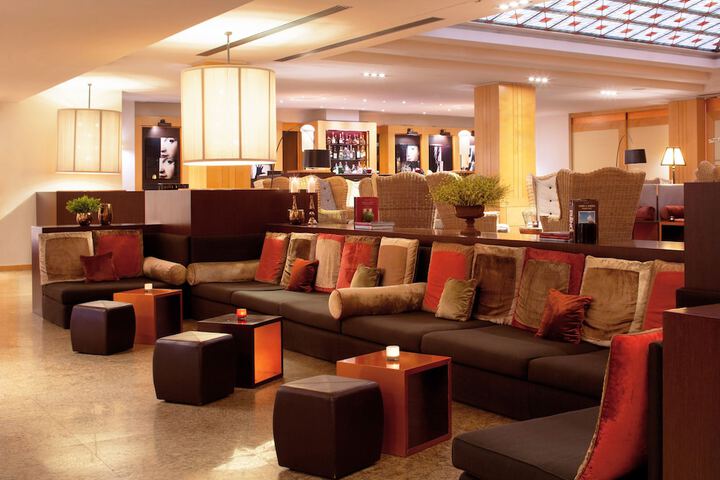Hotel Lobby