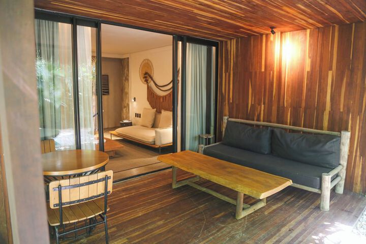 Room 48 of 110