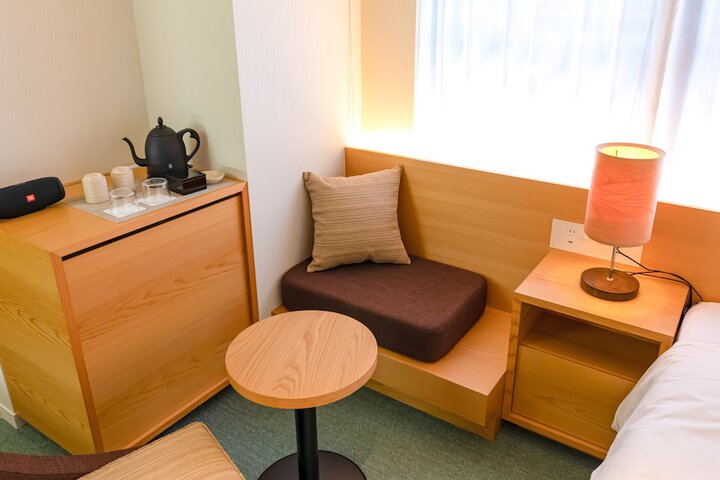 Room 17 of 95