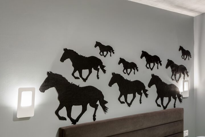 Room 13 of 69