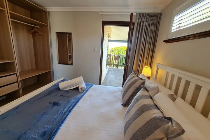 Room 6 of 26