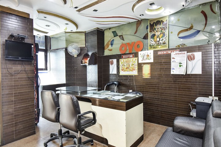 OYO 22424 HOTEL VICE ROY