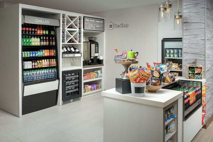 Snack bar
