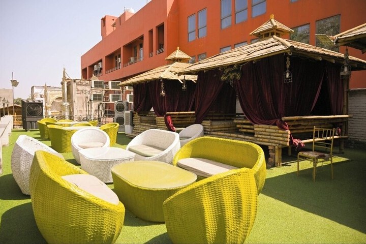Terrace/Patio 25 of 27