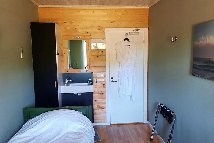Room 6 of 54