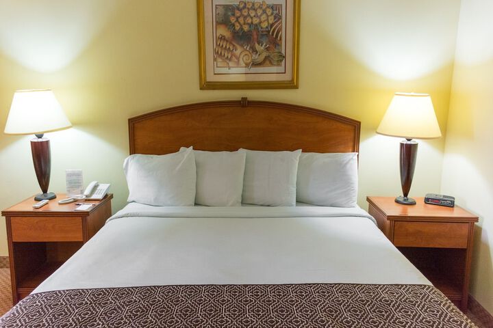 Room 5 of 37