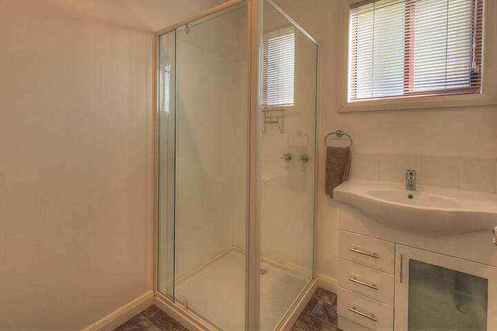 Room 159 of 195