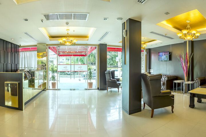 Lobby Photos