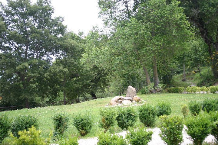 Property Grounds 83 of 106