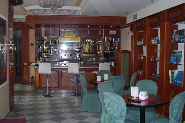 Hotel Interior 6 of 90