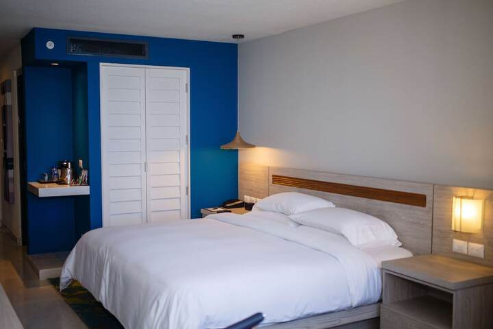 Room 15 of 67