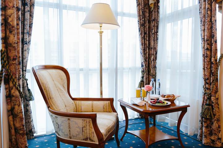 Room 32 of 117