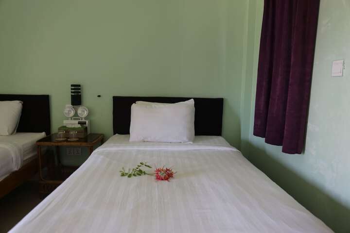 Room 15 of 35