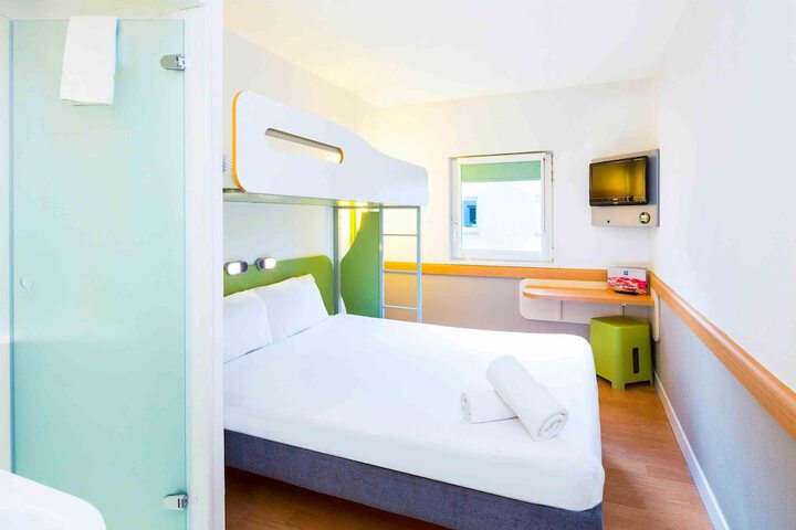 Room 20 of 45
