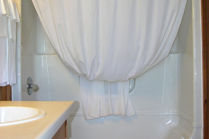Room 10 of 25