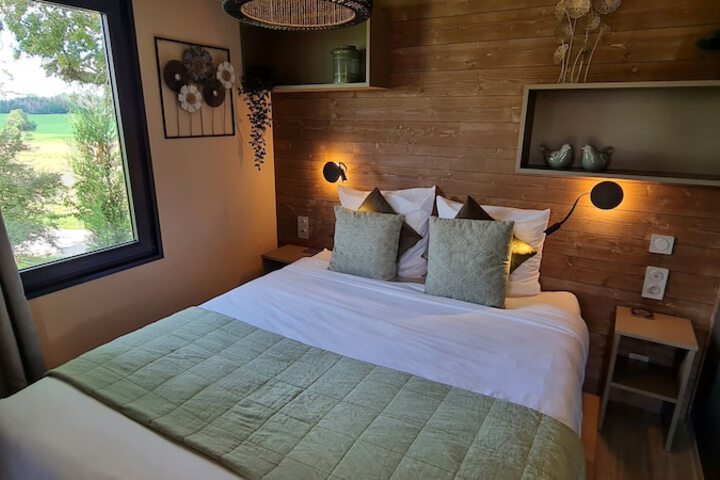 Room 15 of 64