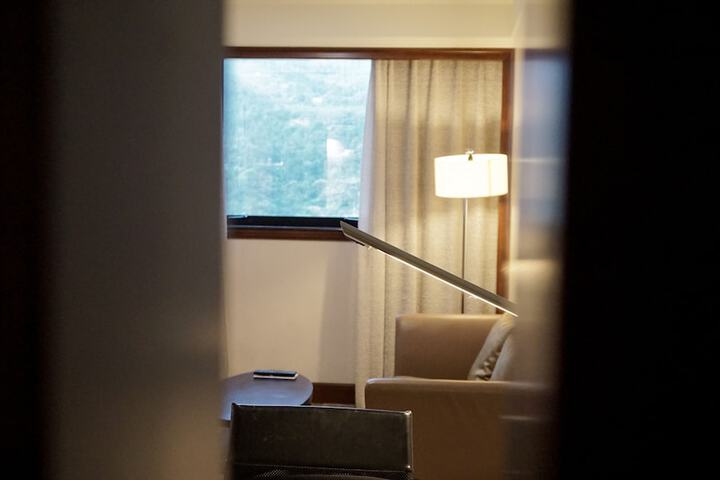 Room 58 of 122