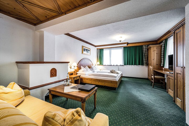 Room 16 of 65
