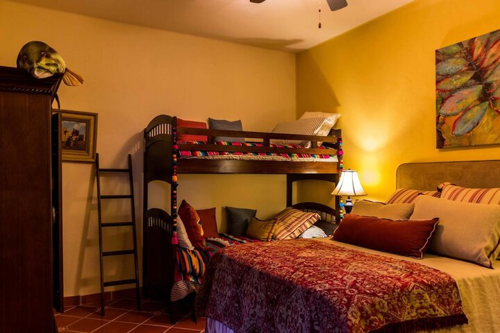 Room 5 of 34