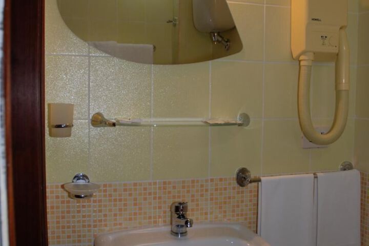 Bath Interior