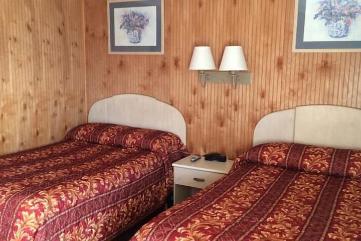 Room 2 of 15
