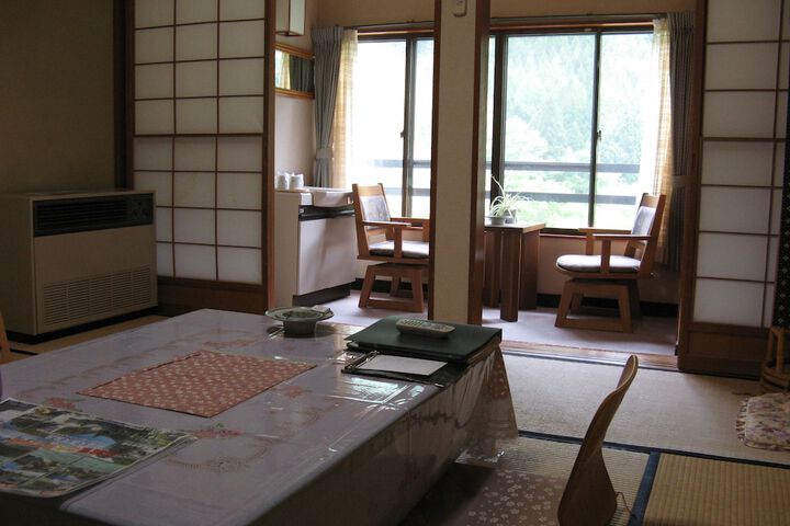 Room 10 of 79