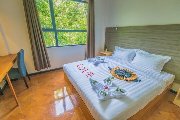 Room 5 of 21