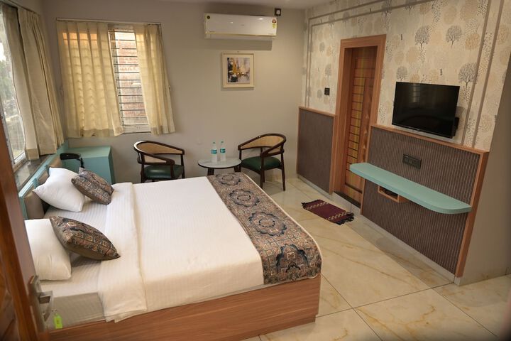 Room 15 of 62