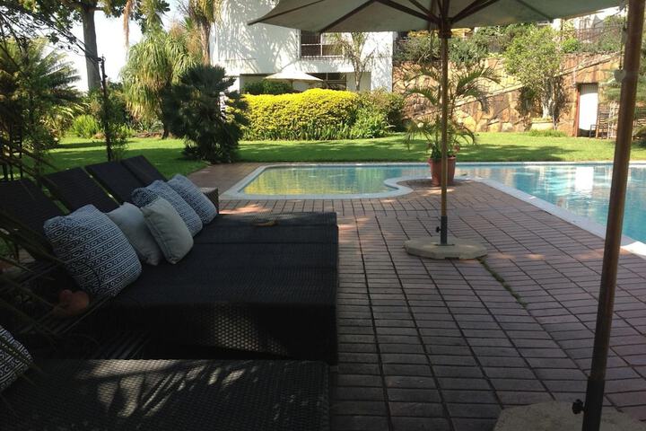 Pool Hotel