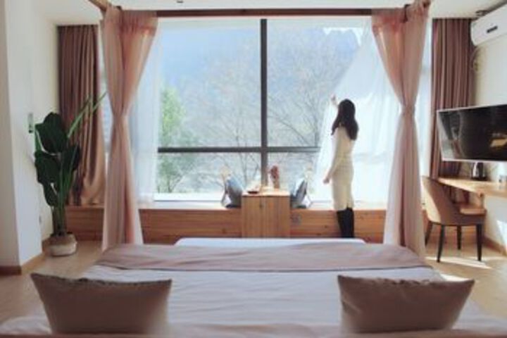 Room 56 of 156