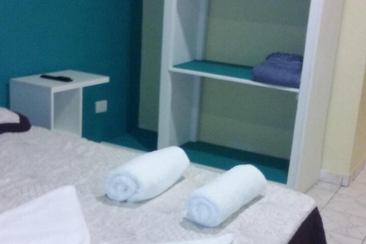 Room 70 of 108