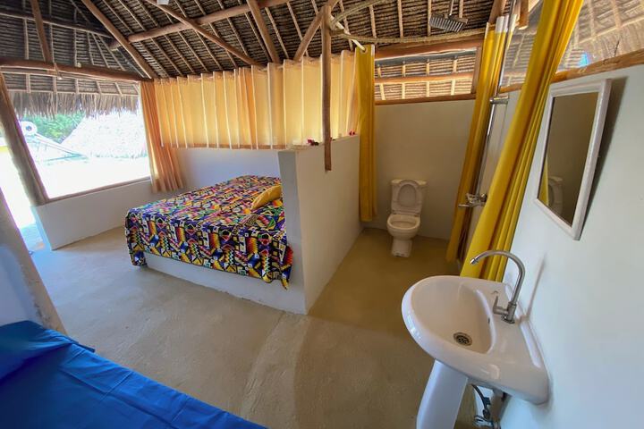 Room 9 of 27