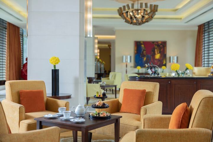 Entrance & Lobby