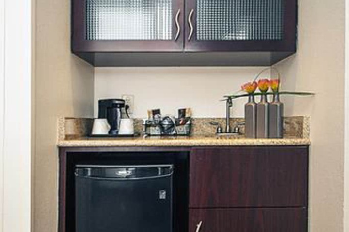 Private kitchenette