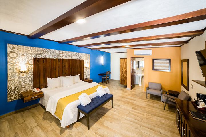 Room 8 of 46