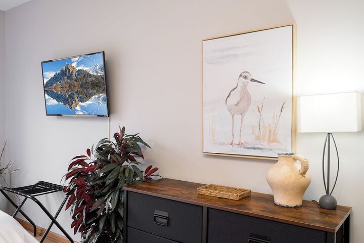 Room 6 of 53