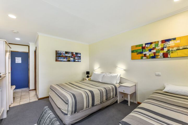 Room 11 of 41