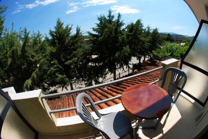 Terrace/Patio 35 of 38
