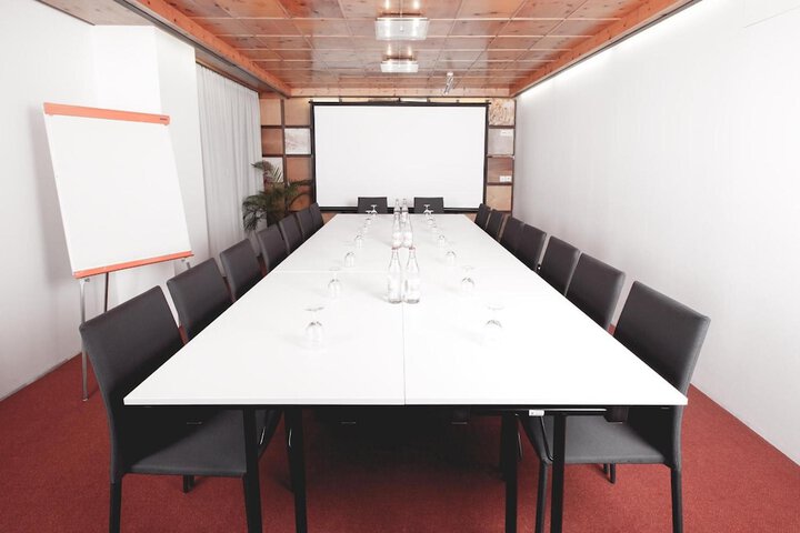 Meeting 48 of 53