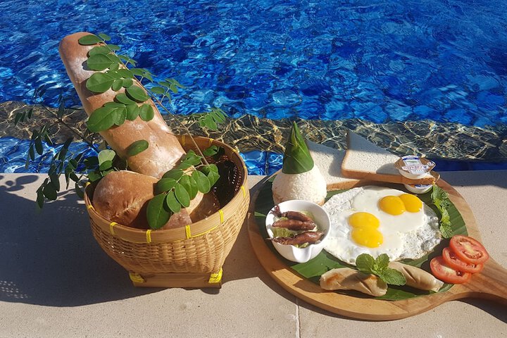 Breakfast/Coffee Service 69 of 82