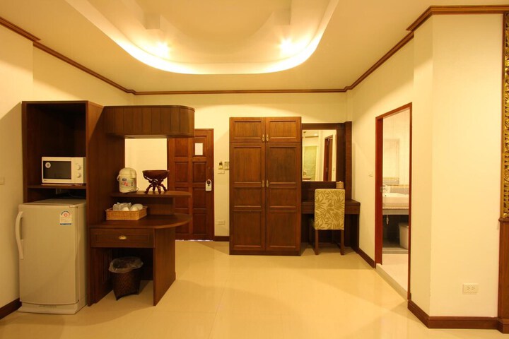 Room 5 of 63