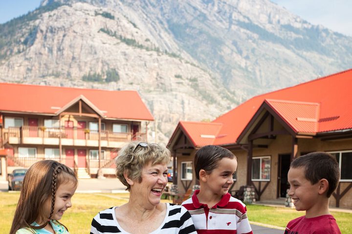 Property Grounds 195 of 199