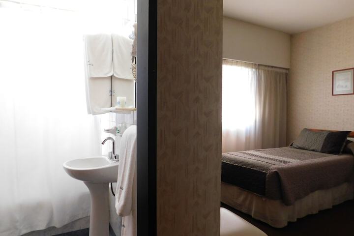 Room 22 of 46