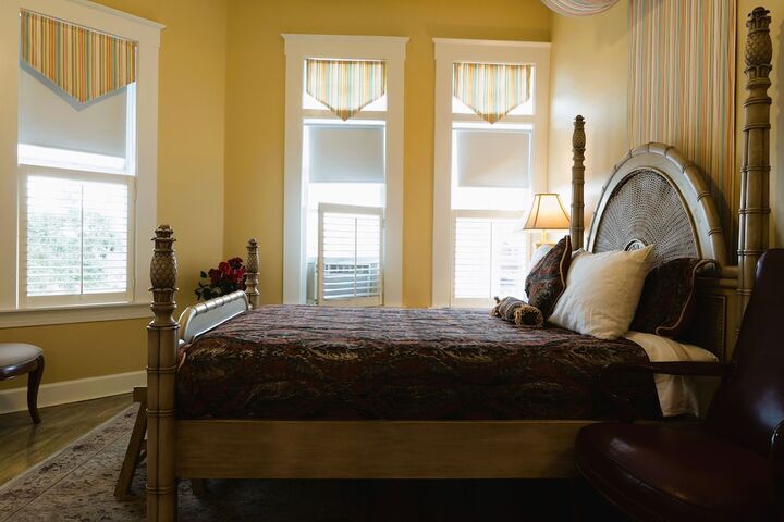 Lodge Premium Cabin Queen Bed (53 of 79)