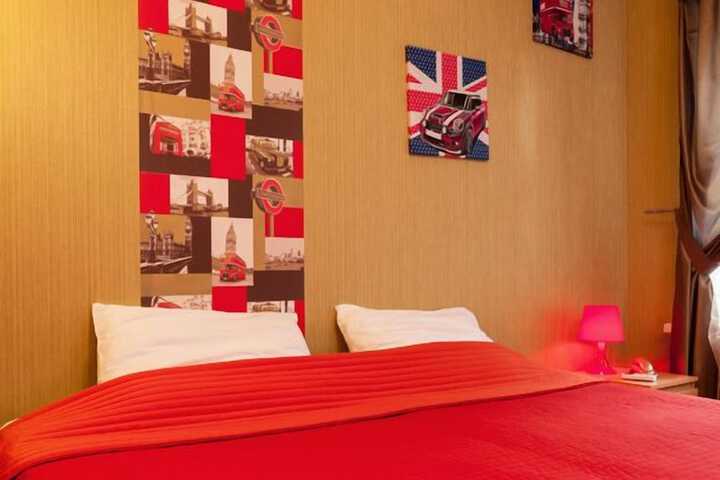 Room 16 of 46