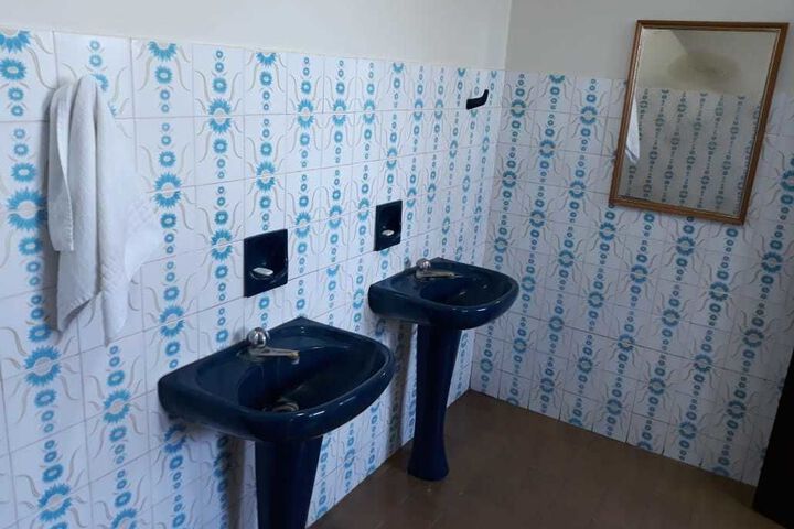 Room 8 of 24